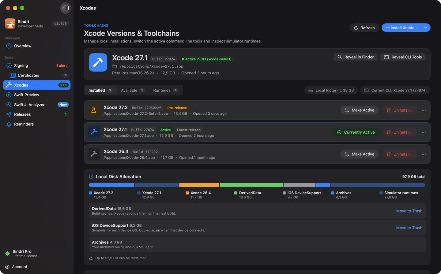The Xcodes screen: installed Xcode versions with the active one marked, and their disk usage.